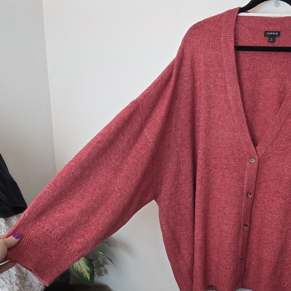 TORRID Vegan Cashmere Cardigan V-Neck Drop Shoulder Sweater Pink Plus Size 5X - Picture 5 of 13